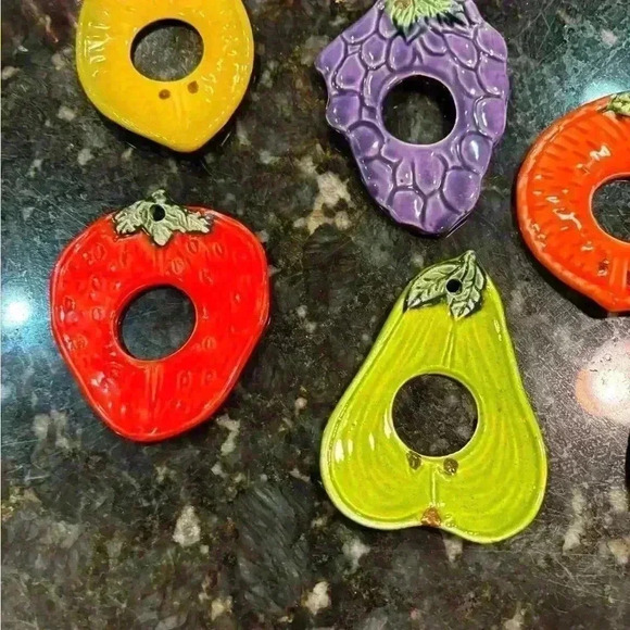 Fruit napkin holders - Picture 2 of 5